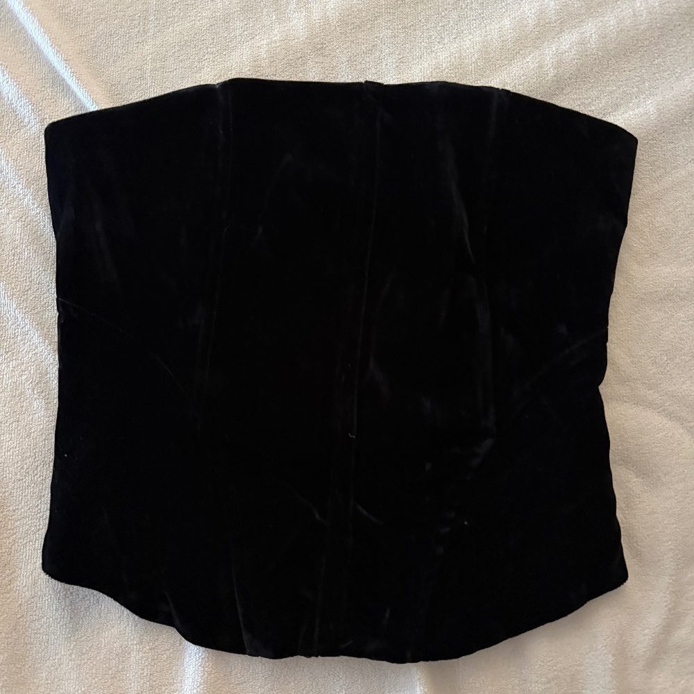 Zara Black velvet corset in size small